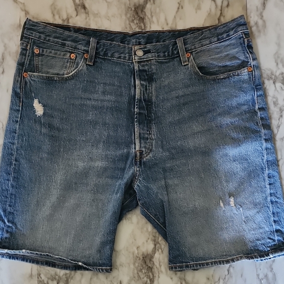 Levi's Classic Blue Denim Shorts - Picture 1 of 3